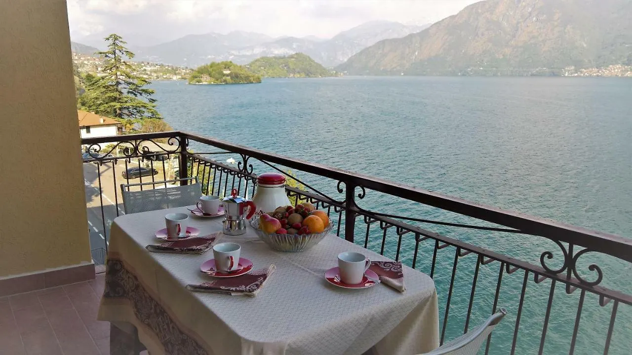 La Terrazza Lake Como Apartment Sala Comacina 0*,  Italië